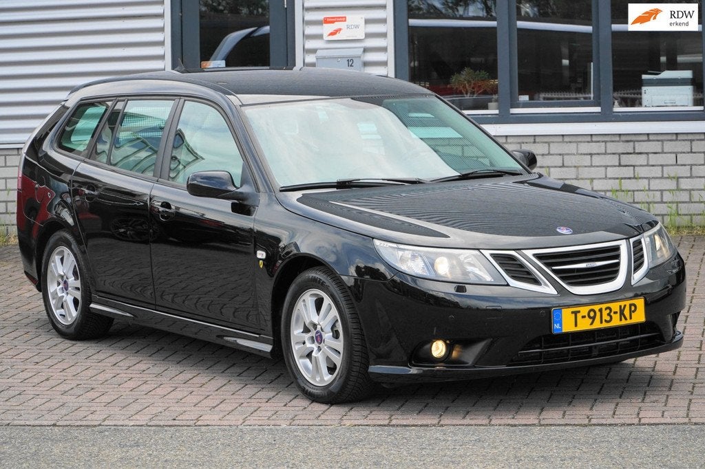 Saab 9-3 Sport Estate 1.8t BioPower Intro Edition CARPLAY, Auto's, Saab, 1998 cc, Automatische klimaatregeling, Gebruikt, 4 cilinders