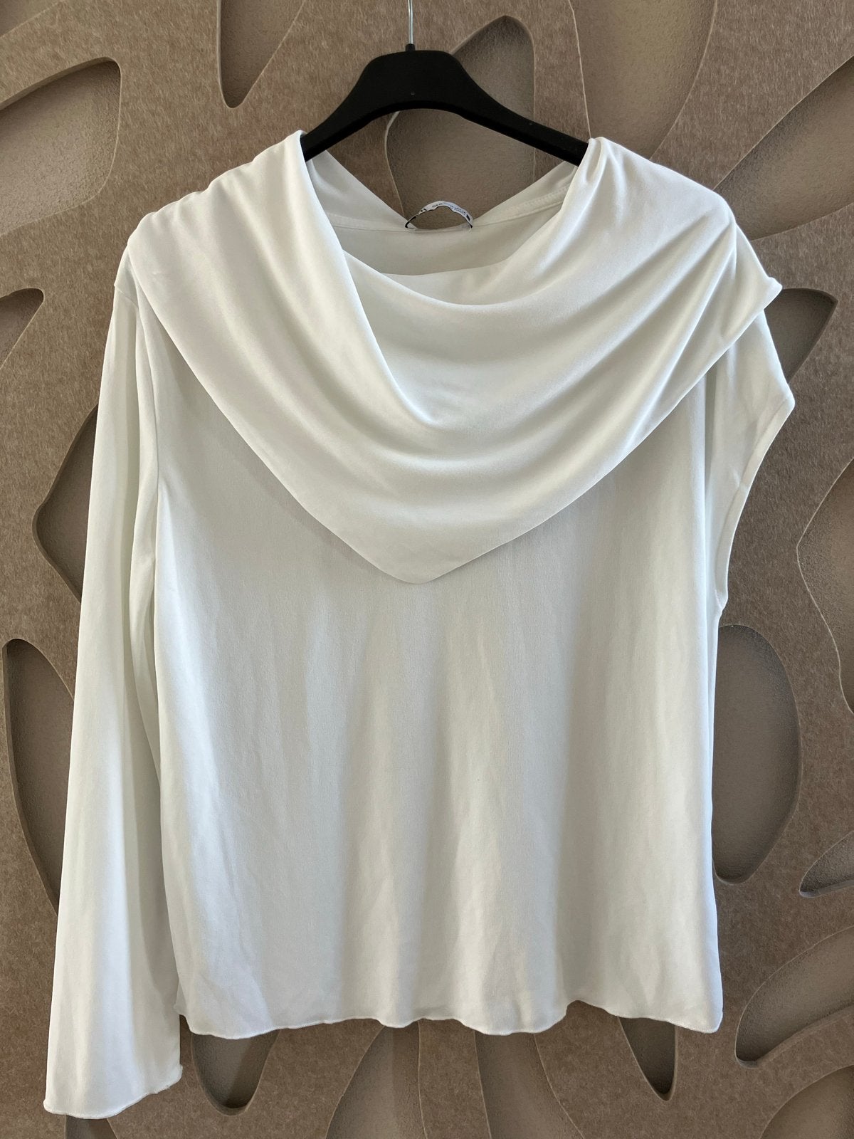 Witte Zara top met lange mouwen en watervalhals, Maat 38/40 (M), Wit, Ophalen of Verzenden, Zo goed als nieuw