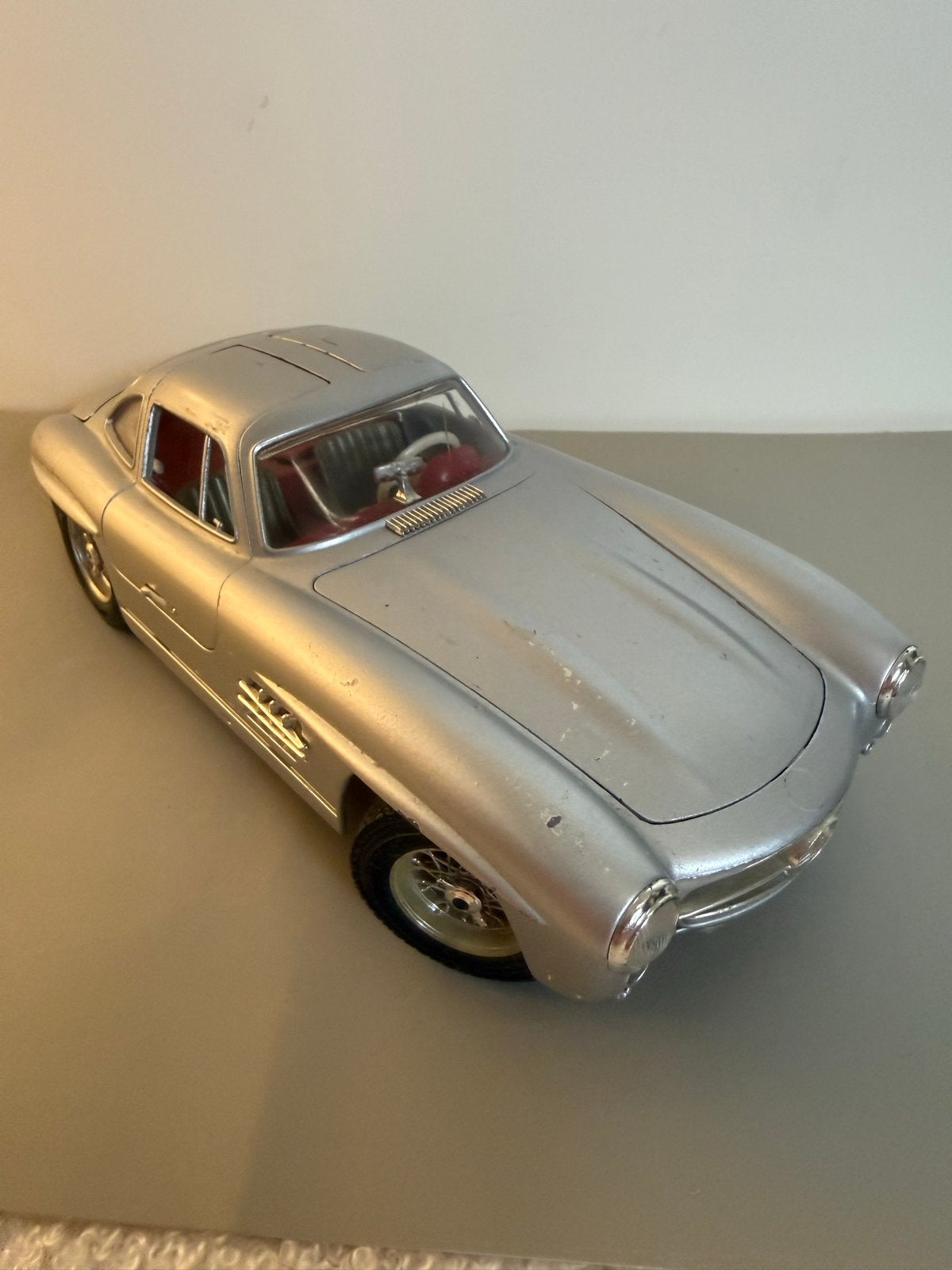 Bburago Mercedes-Benz 300SL Gullwing 1954 Zilver Schaalmodel, Ophalen of Verzenden, Gebruikt, Auto
