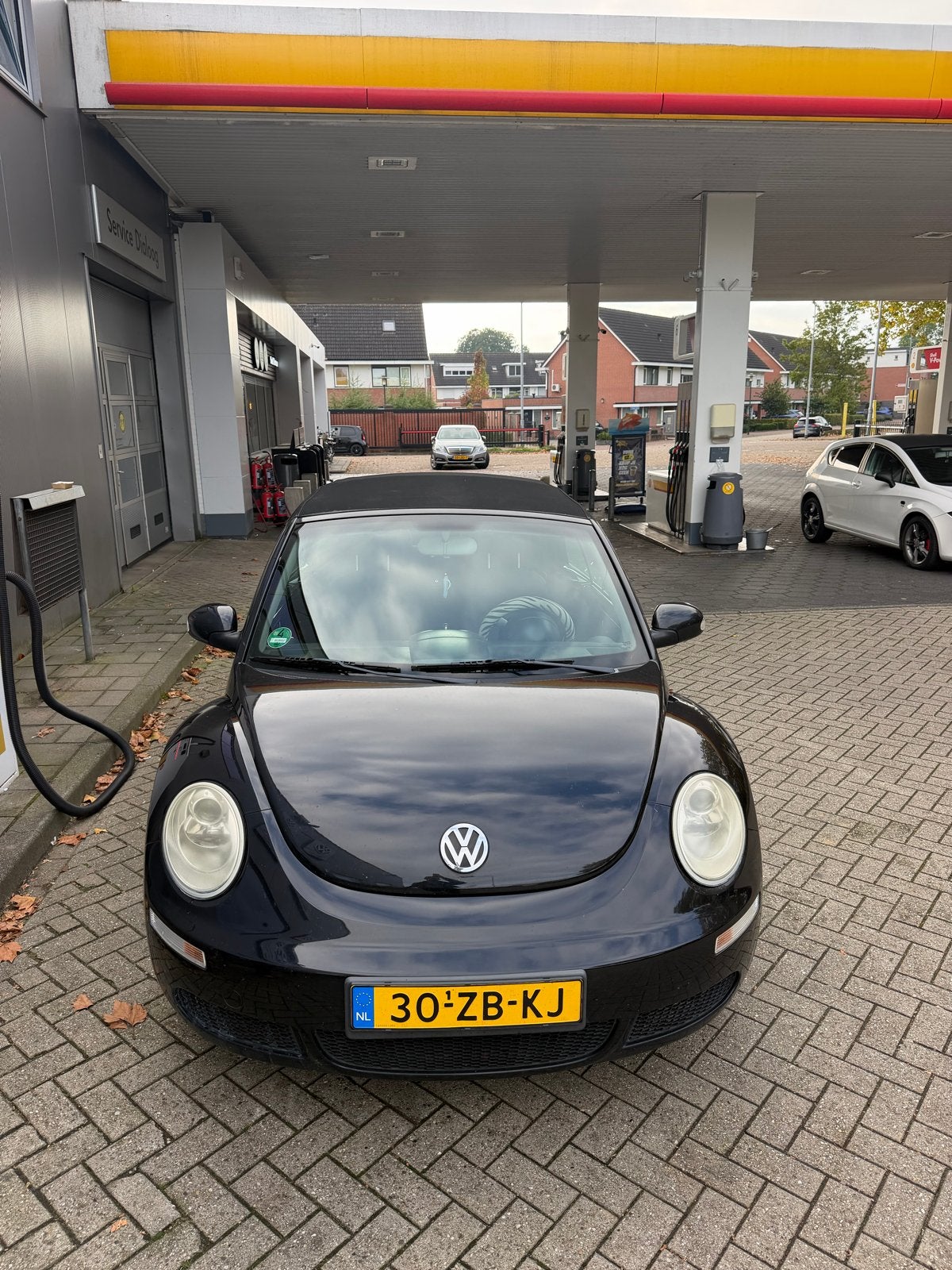 Volkswagen Beetle (Kever) 1.6 Cabriolet 75KW 2008 Zwart, Auto's, Beetle (Kever), 4 cilinders, Cabriolet, 4 stoelen