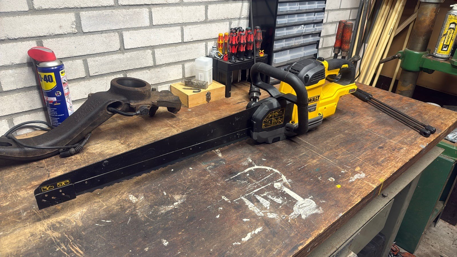 Dewalt Alligatorzaag DCS397N-XJ 54V, Overige typen, Ophalen of Verzenden, Zo goed als nieuw, 30 tot 70 mm