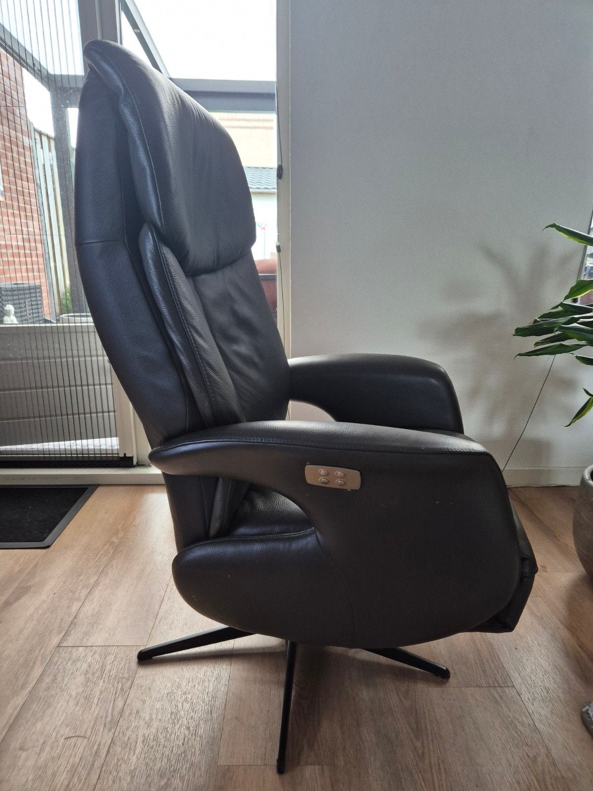 Donkerbruine relaxfauteuil - Comfortabel en stijlvol