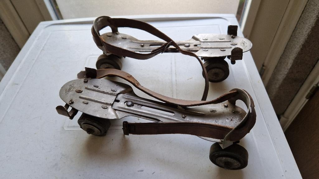 vintage rolschaaten en ijsschaatsen, Ophalen of Verzenden, Gebruikt