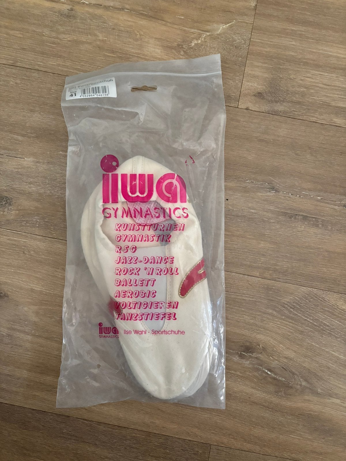 Nieuwe Iiwa Turnschoenen Maat 41, Maat 36 t/m 42, Ophalen of Verzenden, Nieuw, Turnschoenen