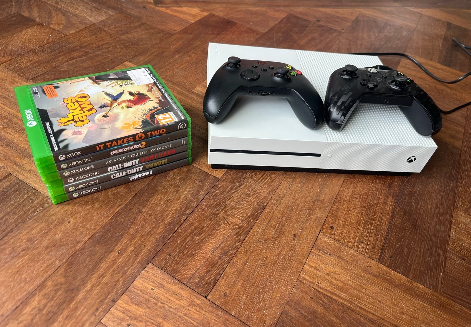 Xbox One S 500GB met 2 controllers en 6 games + HDMI, Met 2 controllers, Xbox One S, Ophalen of Verzenden, 500 GB