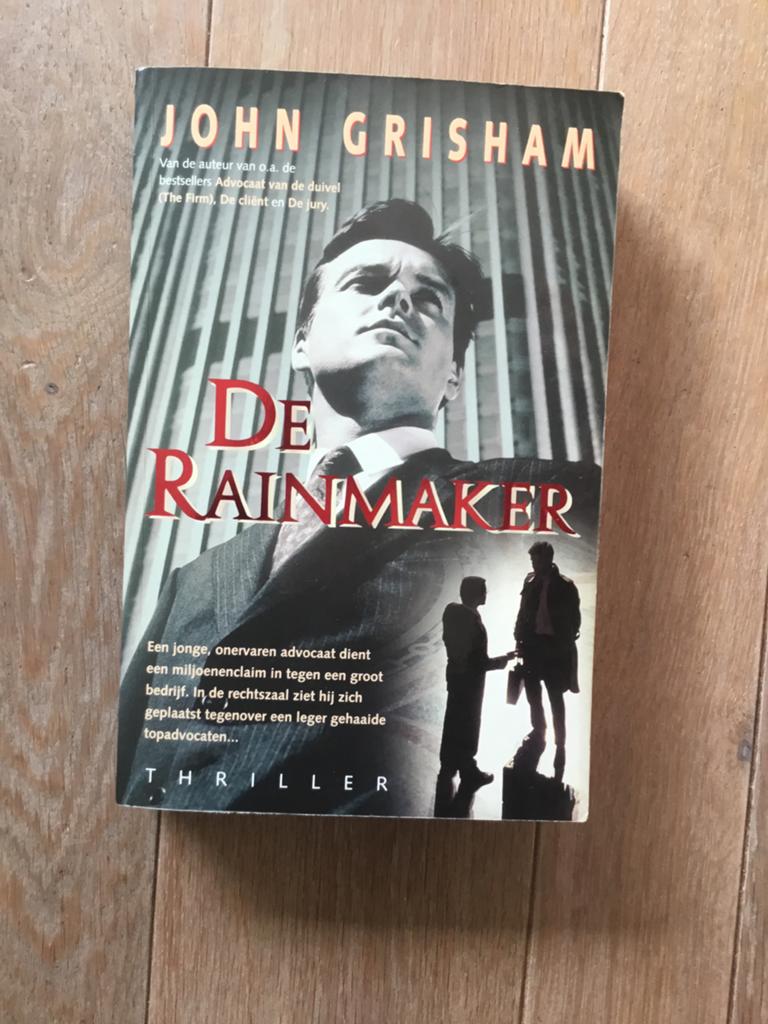 John Grisham - De Rainmaker (Thriller), Ophalen of Verzenden, Gelezen, Europa overig