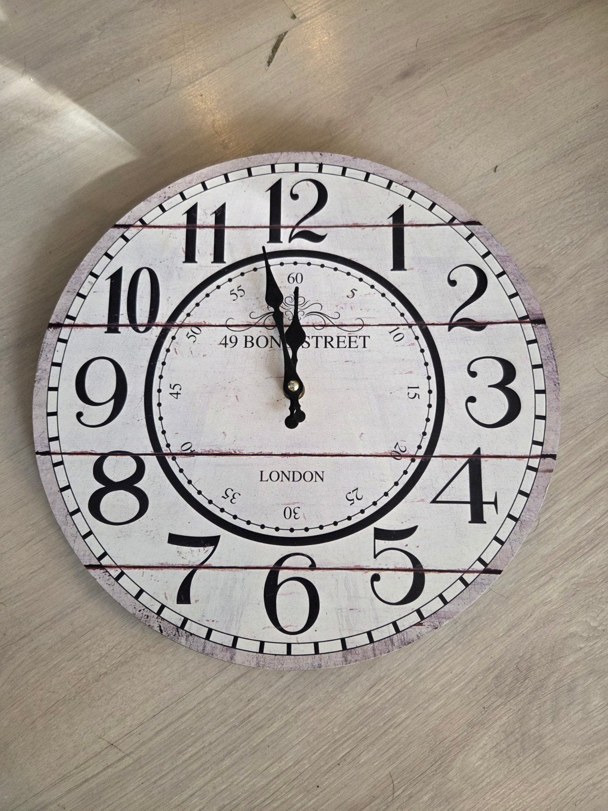 Vintage Wandklok London - 49 Bon Street, Huis en Inrichting, Ophalen