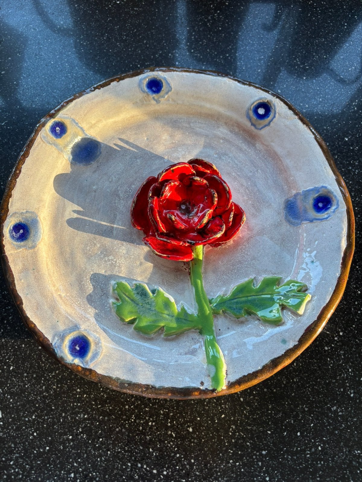 Sierbord met roos helemaal gaaf 27,5cm doorsnede, Ophalen of Verzenden