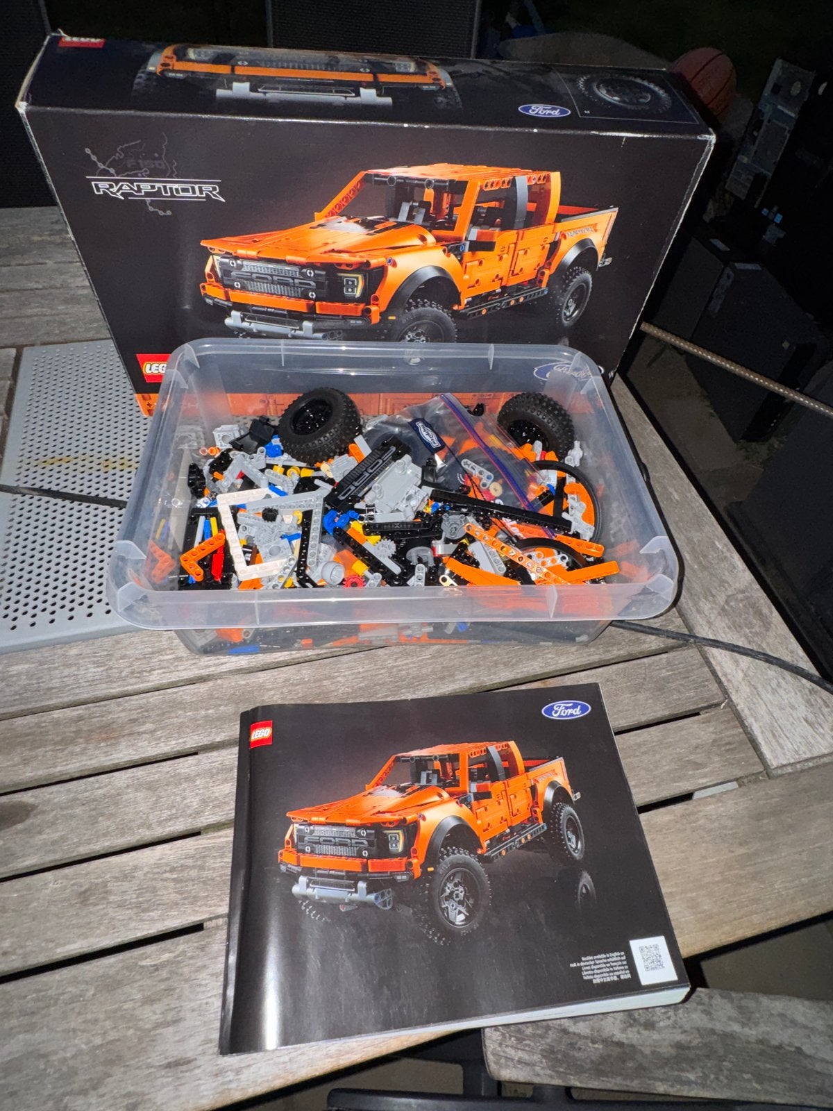 Lego Technic Ford F-150 Raptor 42126, Compleet, Lego, Ophalen of Verzenden, Zo goed als nieuw