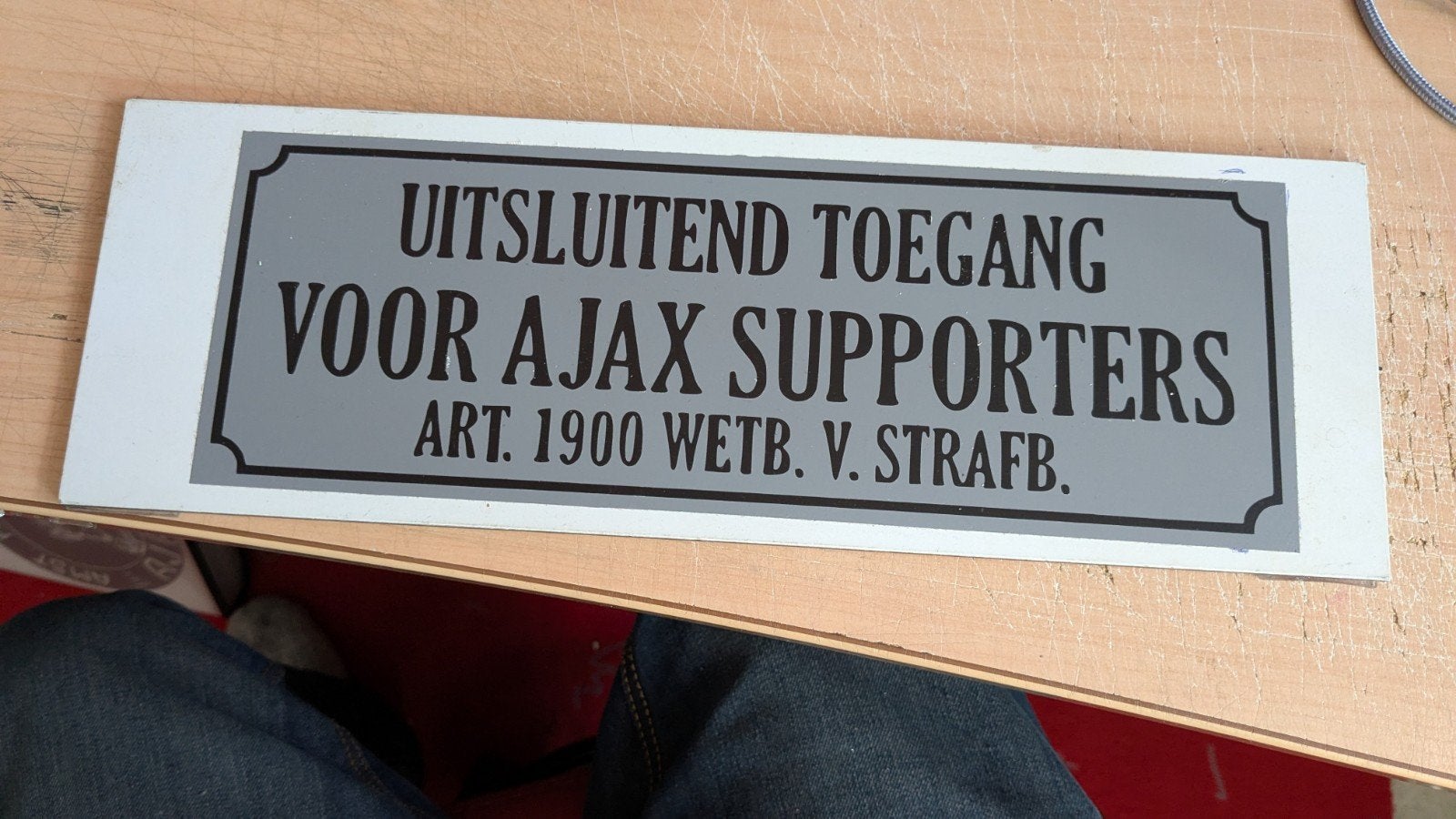 ajax sticker op een bordje, Ophalen, Zo goed als nieuw, Ajax, Overige typen