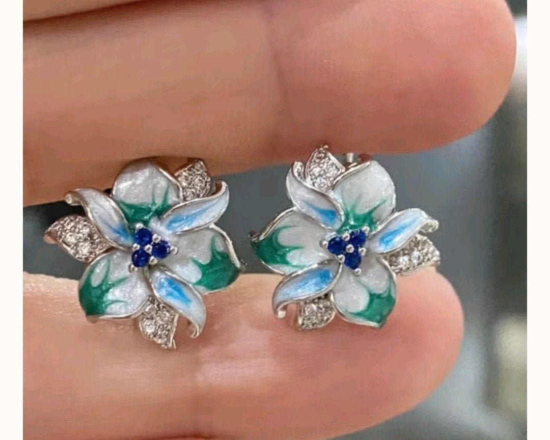 Prachtige bloem oorbellen, Ophalen of Verzenden, Nieuw, Overige materialen, Knopjes of Stekers