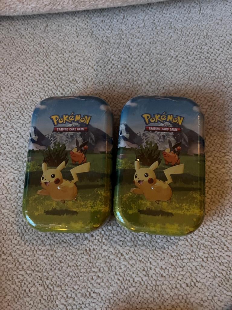 Ascended Heroes Mini Tin Pikachu & Tepig, Ophalen of Verzenden, Nieuw, Overige typen