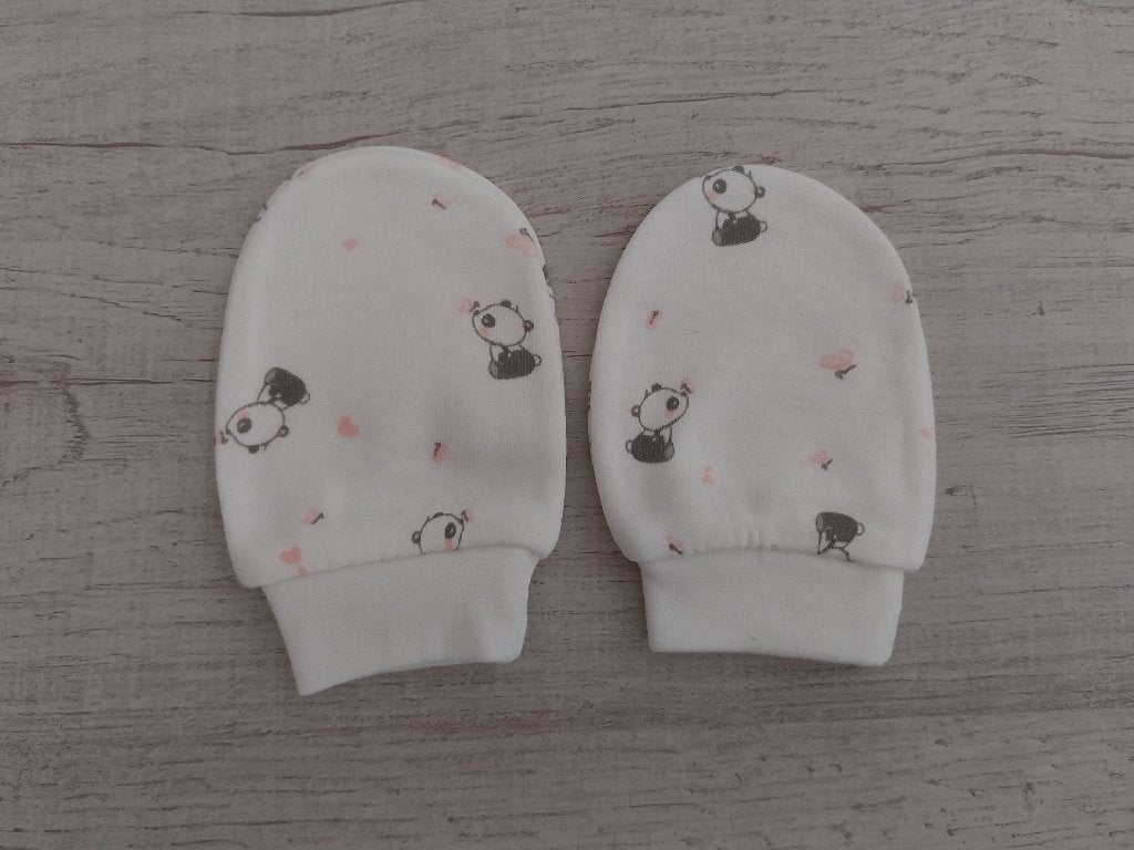 Krabwantjes met beertjes en roze hartjes NIEUW, Ophalen of Verzenden, Nieuw, Meisje, Wanten