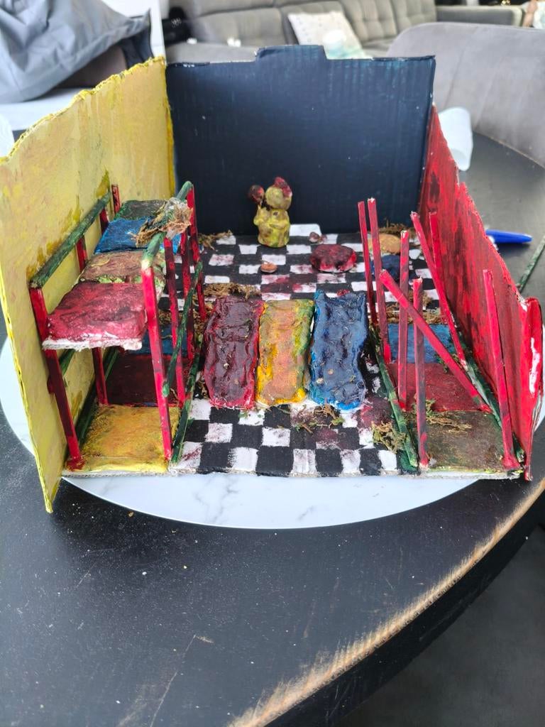 Horror playground, Ophalen of Verzenden, Zo goed als nieuw