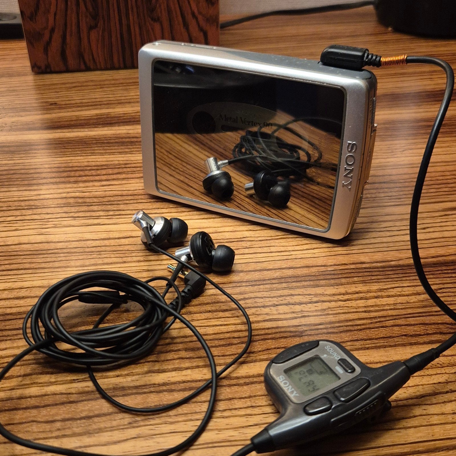 Sony Walkman WM-EX5 met MDR-EX90 oordopjes en accessoires, Ophalen of Verzenden, Walkman