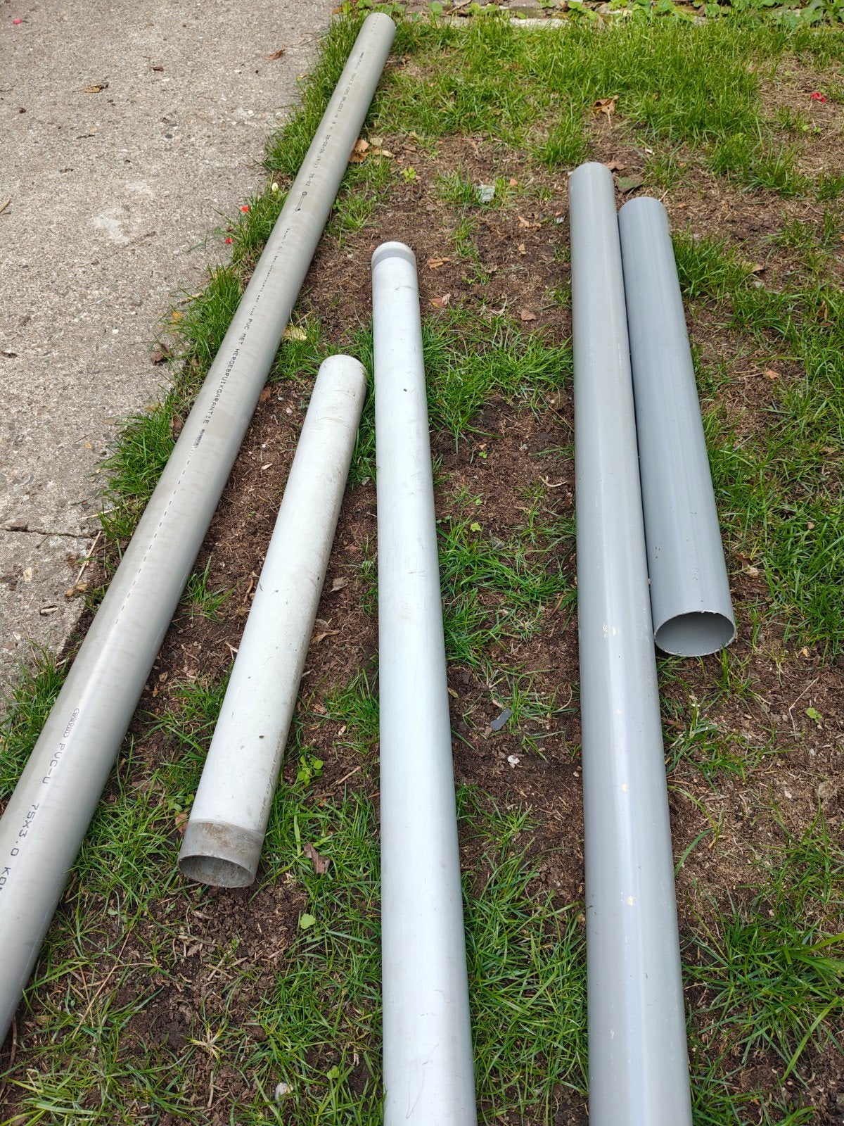 gratis afhalen maastricht  PVC-U  regenpijp, Afvoer, Gebruikt, Pvc, 2 tot 4 meter
