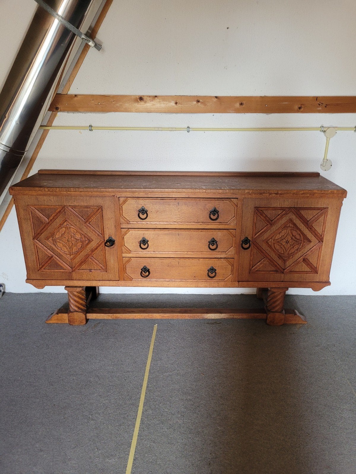 Antiek eiken dressoir met houtsnijwerk, Antiek en Kunst, Ophalen