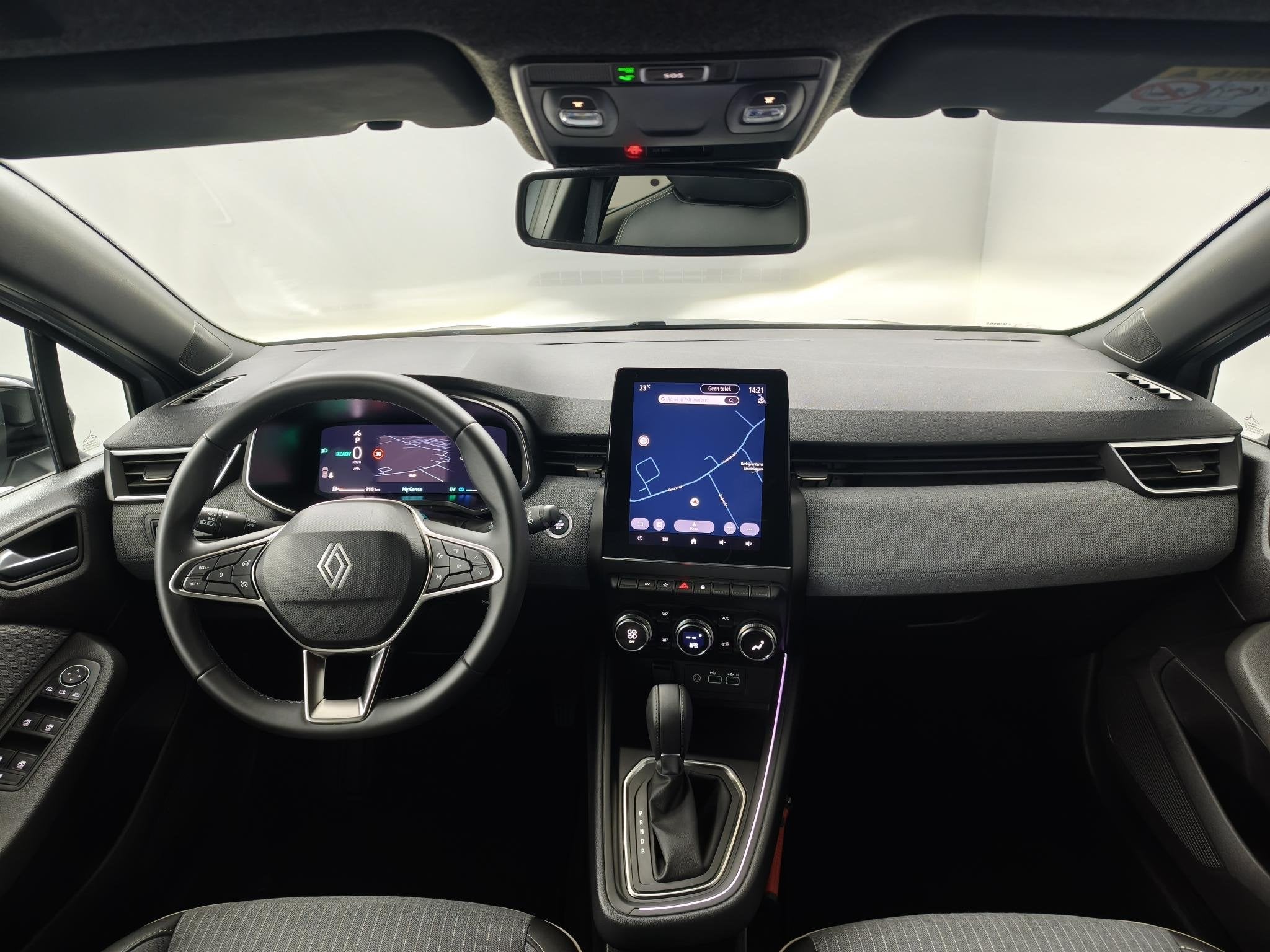 Renault Clio 1.6 E-Tech Full Hybrid 145 Techno | Navigatie |, Gebruikt, Met garantie (alle), Leder en Stof, 23 km/l