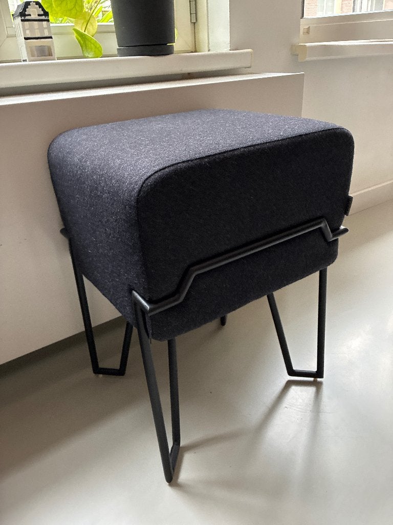Puikdesign bokk stool, Ophalen, Zo goed als nieuw, Staal