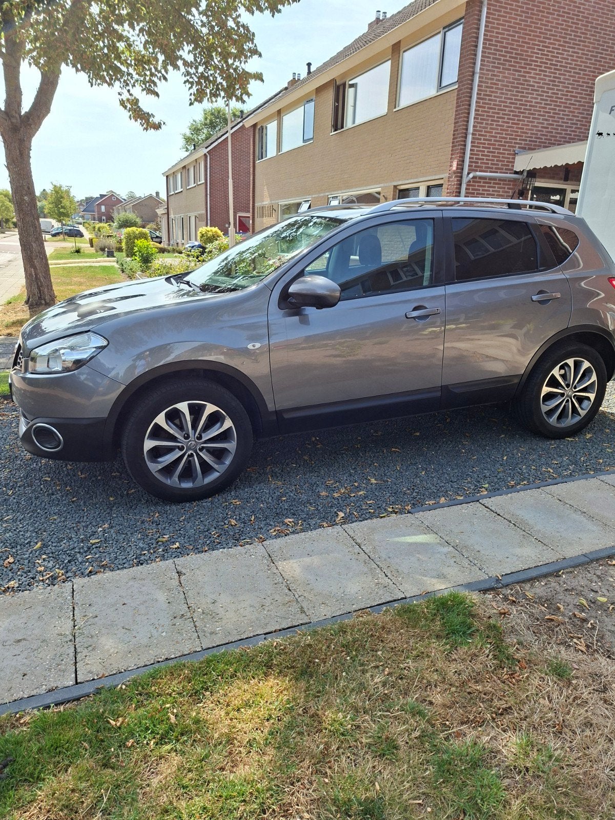 Nissan Qashqai 1.6 2WD 2013 Grijs, Auto's, Nissan, Voorwielaandrijving, 662 kg, Stof, 4 cilinders