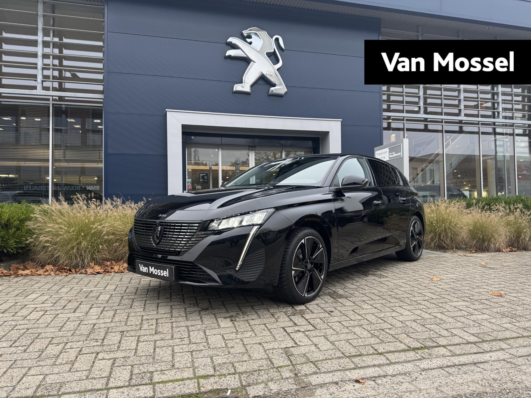 Peugeot e-308 Allure EV 54 kWh l Camera achter | Draadloze A, Auto's, 12 maanden, 156 pk, Zwart, Origineel Nederlands