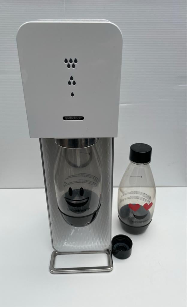Sodastream bruiswatermaker met fles en CO2-cilinder, Witgoed en Apparatuur, Bruiswatermachines, Zo goed als nieuw, Ophalen of Verzenden
