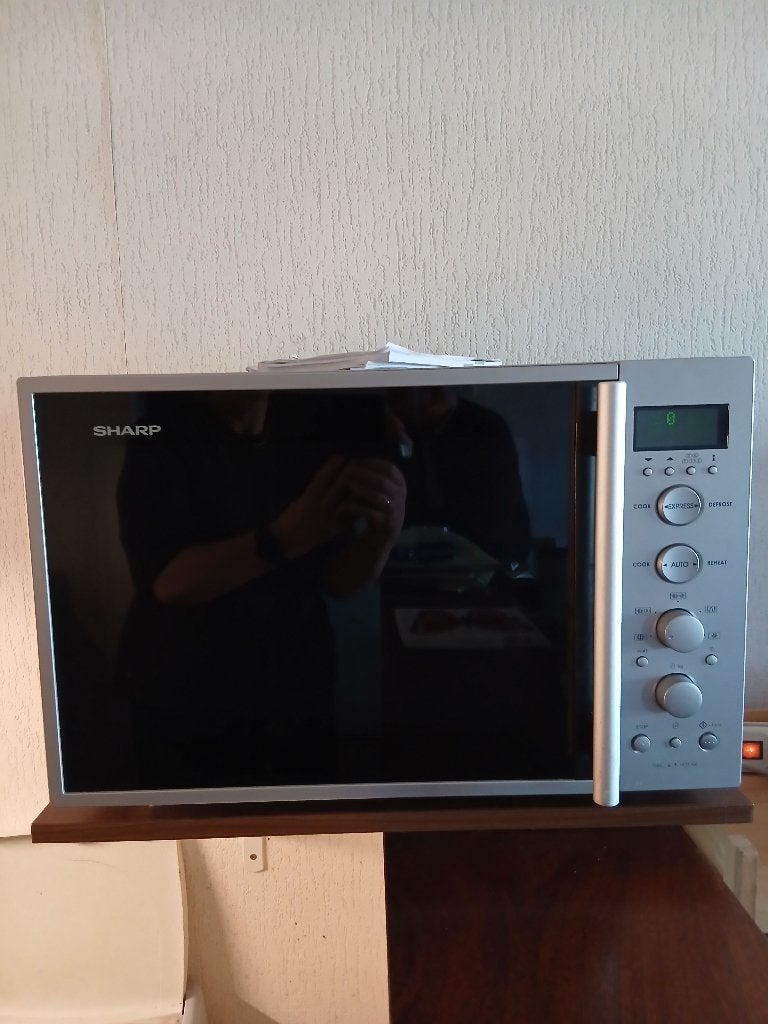 combi magnetron sharp, Witgoed en Apparatuur, Combimagnetron, Ophalen of Verzenden, Zo goed als nieuw, Draaiplateau