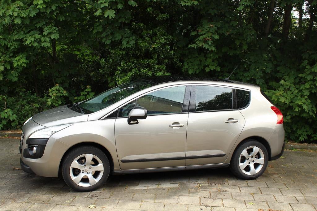 Peugeot 3008 1.6 VTi Première Zeer mooie auto! Lage km stan, Voorwielaandrijving, Stof, Gebruikt, Zwart