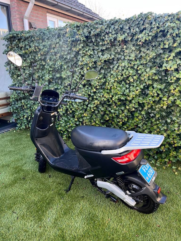 IVA E-GO S4, Ophalen, Zo goed als nieuw, Maximaal 25 km/u, Elektrisch