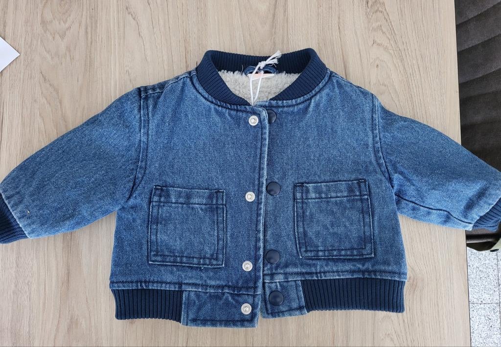 HEMA baby spijkerjasje gevoerd maat 62, Kinderen en Baby's, Ophalen of Verzenden, Nieuw, Jongetje of Meisje, Jasje
