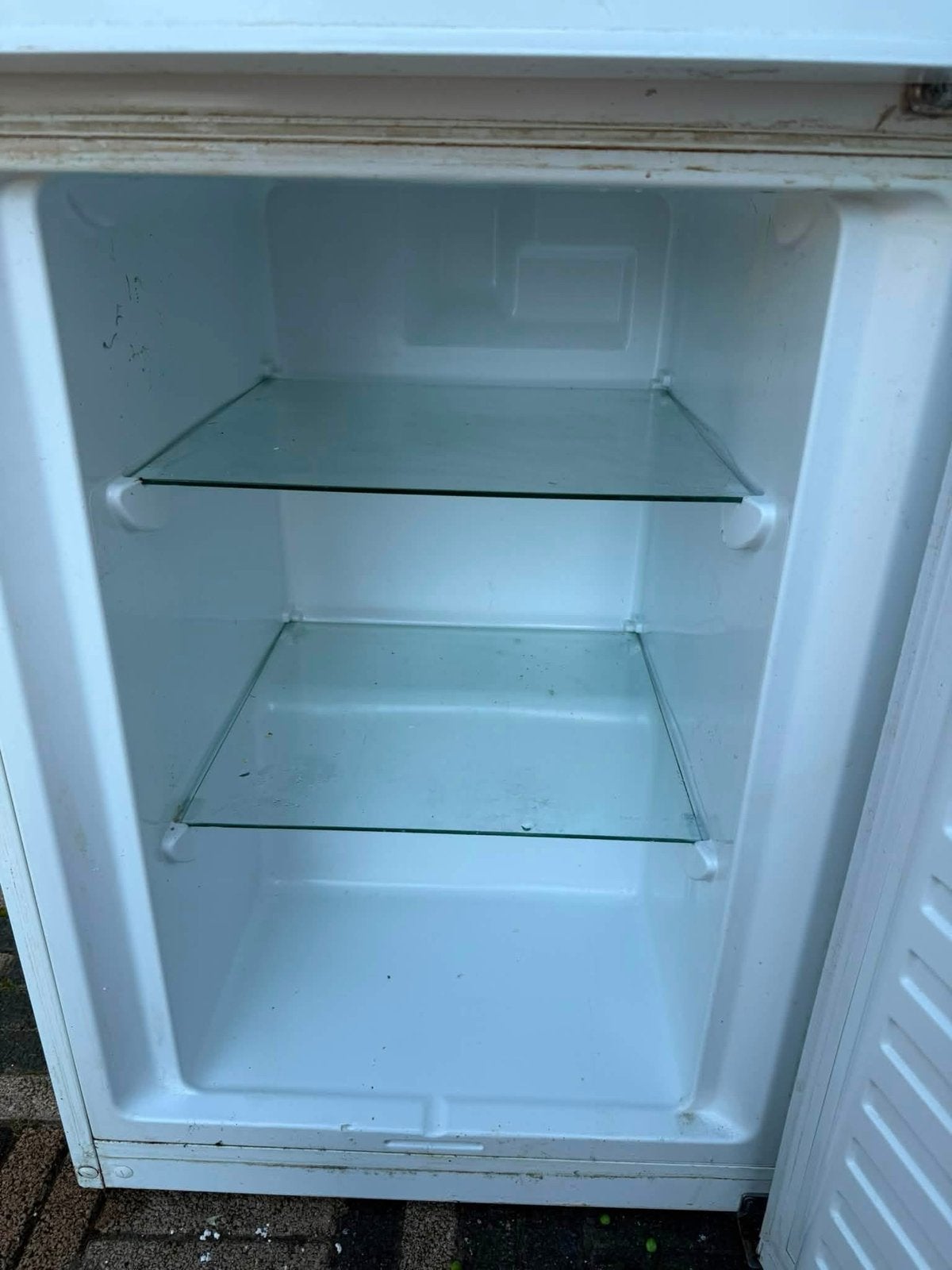 Gratis Koelkast AEG - Koelt goed, met vriesvak, Witgoed en Apparatuur, Ophalen, 150 tot 200 liter, Gebruikt, 60 cm of meer