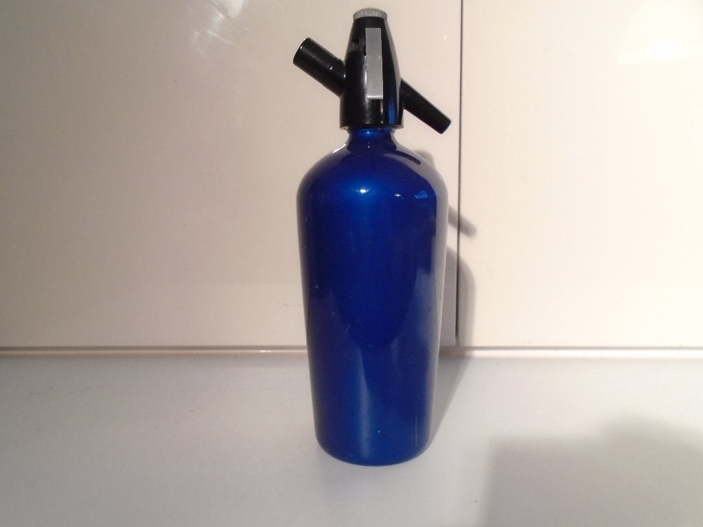 Blauwe spuitwater fles 31cm voor decoratie, Ophalen of Verzenden, Huis en Inrichting