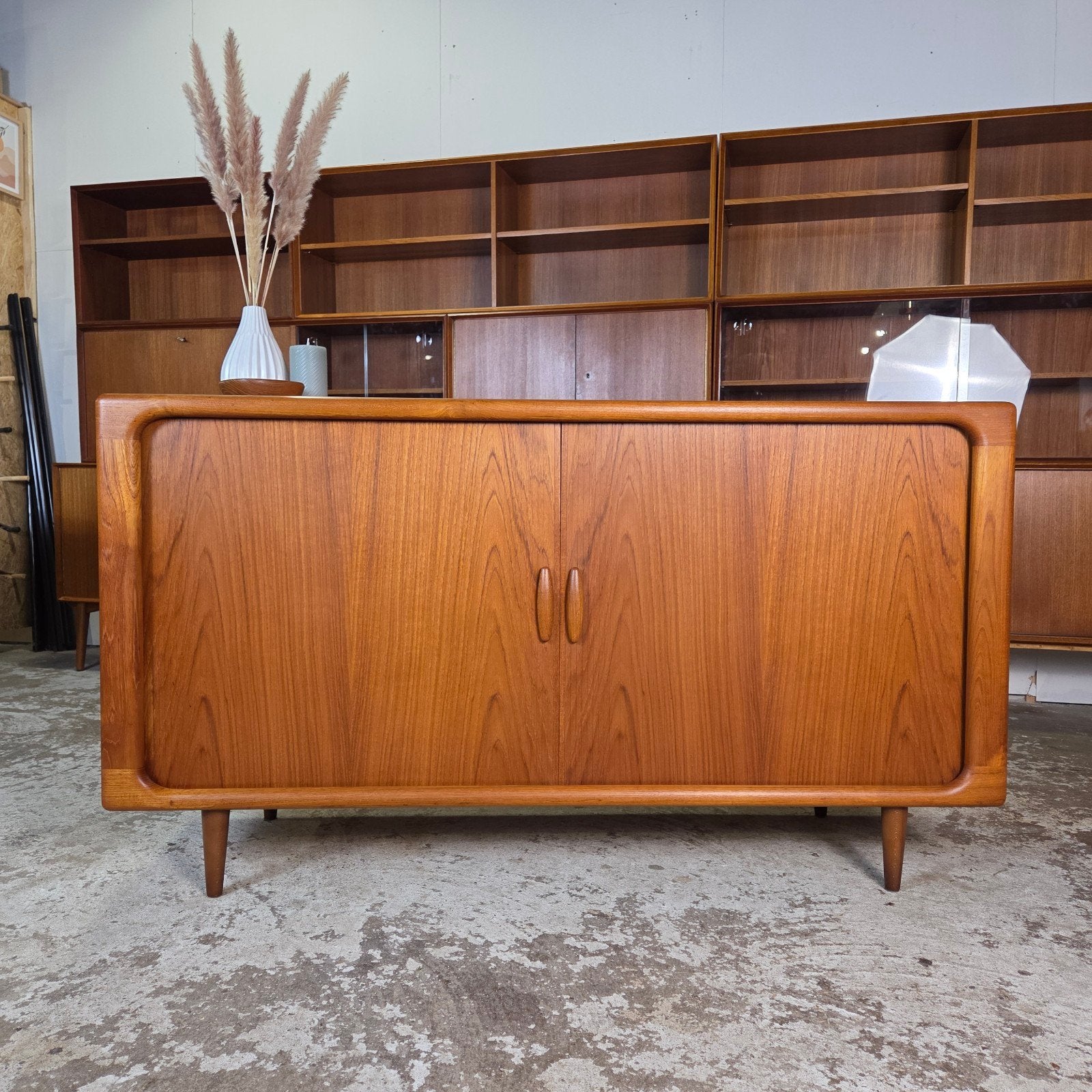 Dyrlund, vintage jaren 60 Deens dressoir tambour deuren teak, Ophalen, Gebruikt, Met deur(en), Scandinavisch, Mid Century, Danish Design