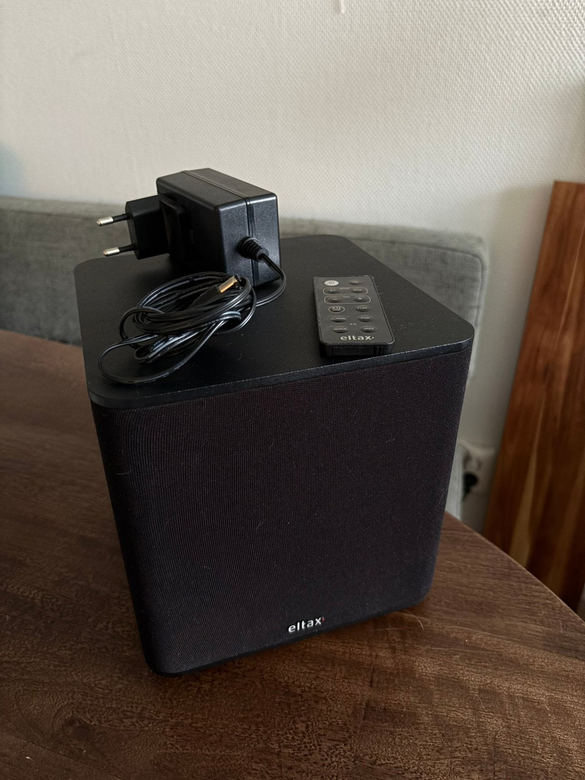 Eltax bluetooth speaker, Overige typen, Zo goed als nieuw, Minder dan 60 watt, Ophalen