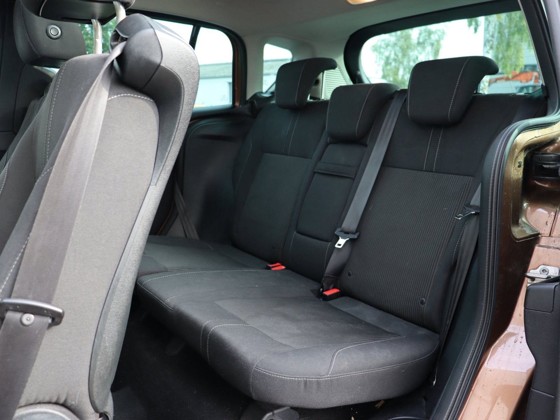 Foto 12 van Ford B-Max 1.0 EcoBoost Titanium navi LM airco