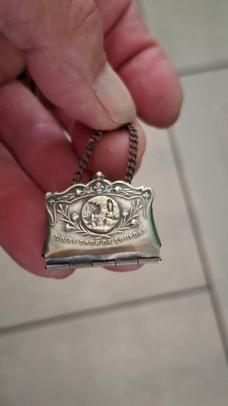 Lourdes souveniers tasje met fotoboekje, Verzenden