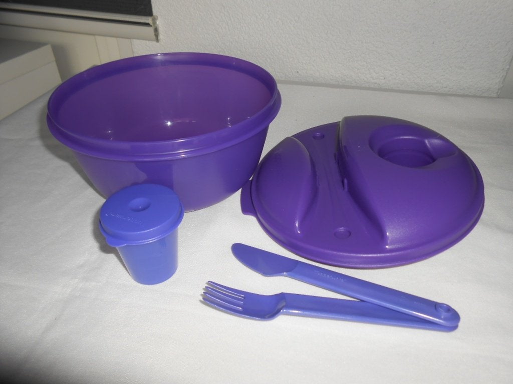 Tupperware fris op weg saladebak 1,5L Paars NIEUW, Paars, Overige typen, Nieuw, Ophalen of Verzenden