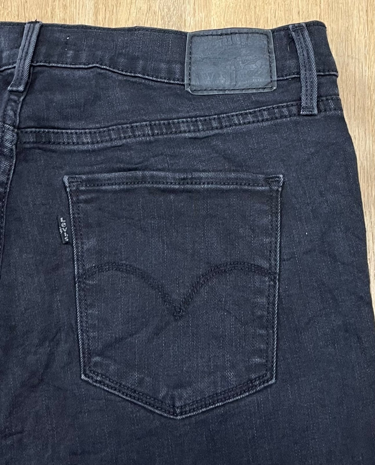 Levi’s 314 shaping straight stretch jeans - Maat W32 L30, Ophalen of Verzenden, Zo goed als nieuw, Zwart, W30 - W32 (confectie 38/40)