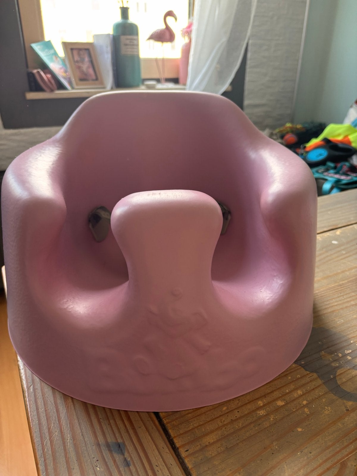 Bumbo roze zitstoel voor baby's, Ophalen, Gebruikt, Overige typen, Gordel(s)