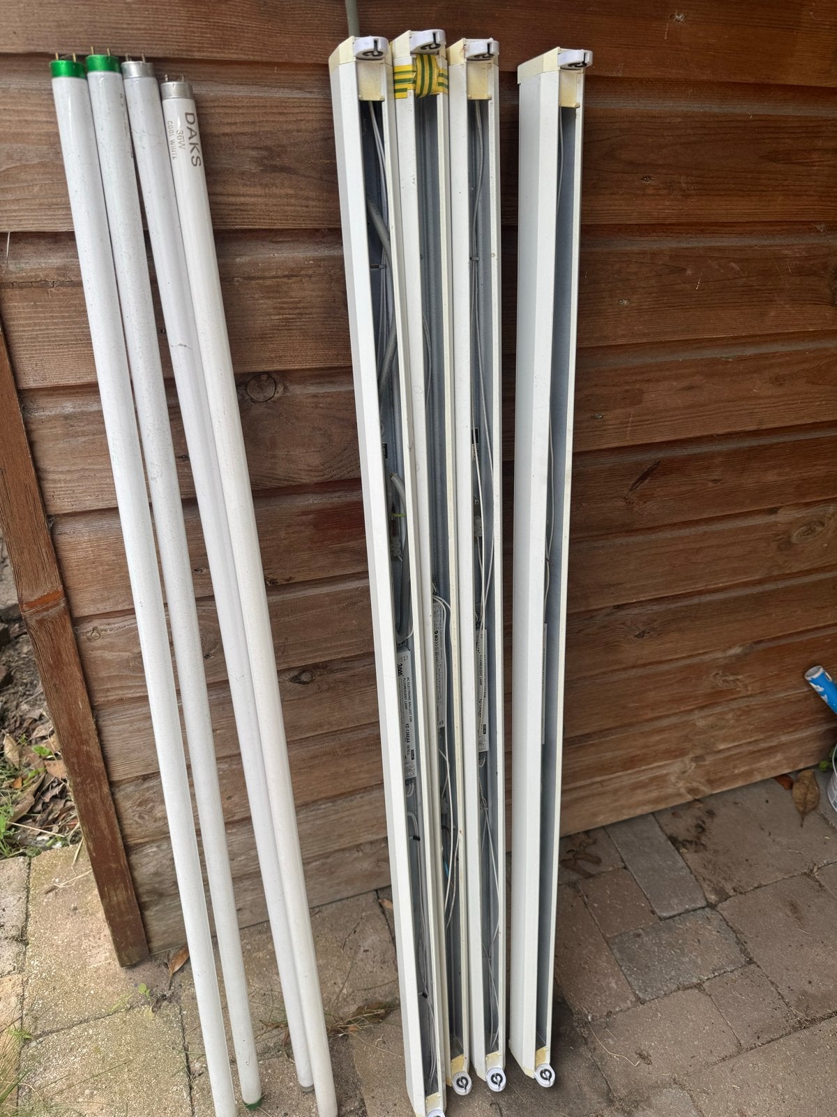 TL-armaturen en TL-buizen (4 stuks), Wit, Overige merken, Gebruikt, G13 (TL)