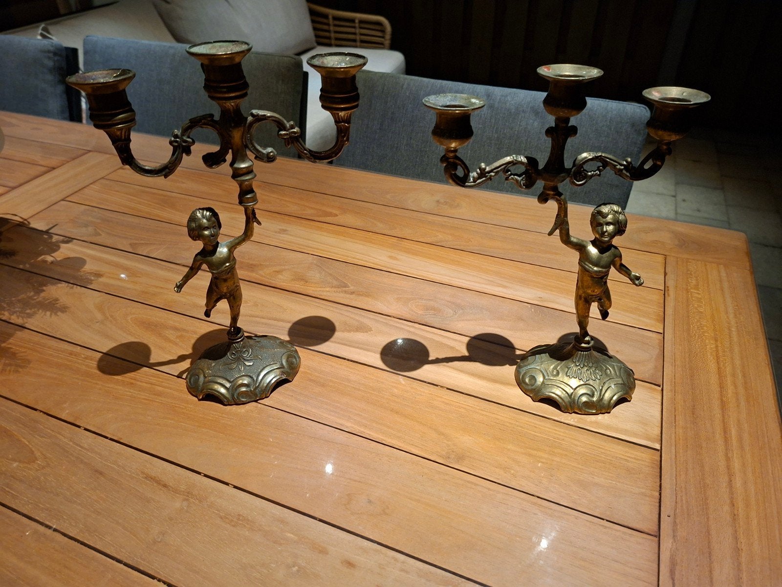 2 kaarsenhouders van messing, Ophalen