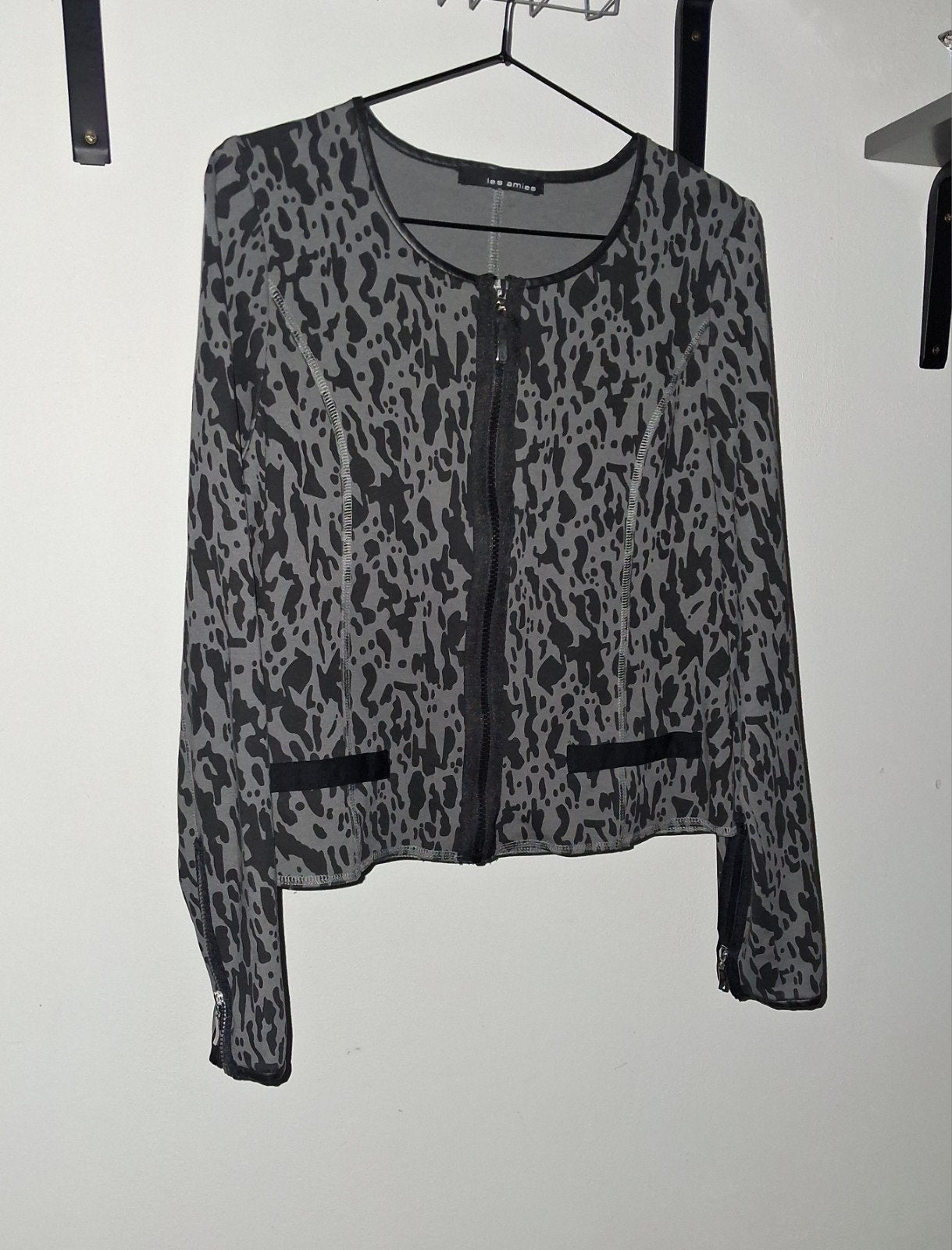 Jasje met panterprint van les amies mt M. 5hale=4betale, Kleding | Dames, Ophalen of Verzenden, Zo goed als nieuw, Overige kleuren