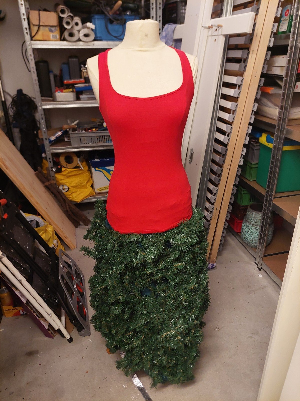 Paspop kerstboom, Ophalen