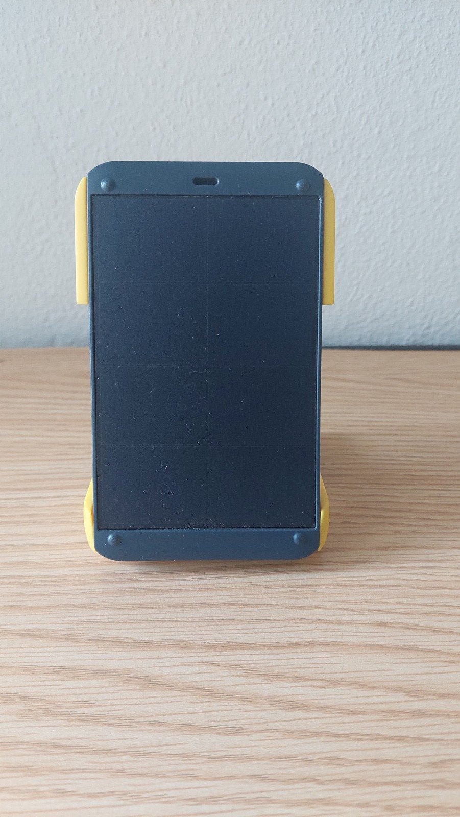 waka waka powerbank, Ophalen, Gebruikt