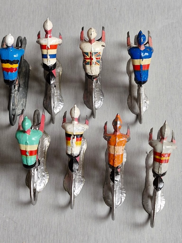 metalen oude coureurkes uit jaren 60/70, Verzenden