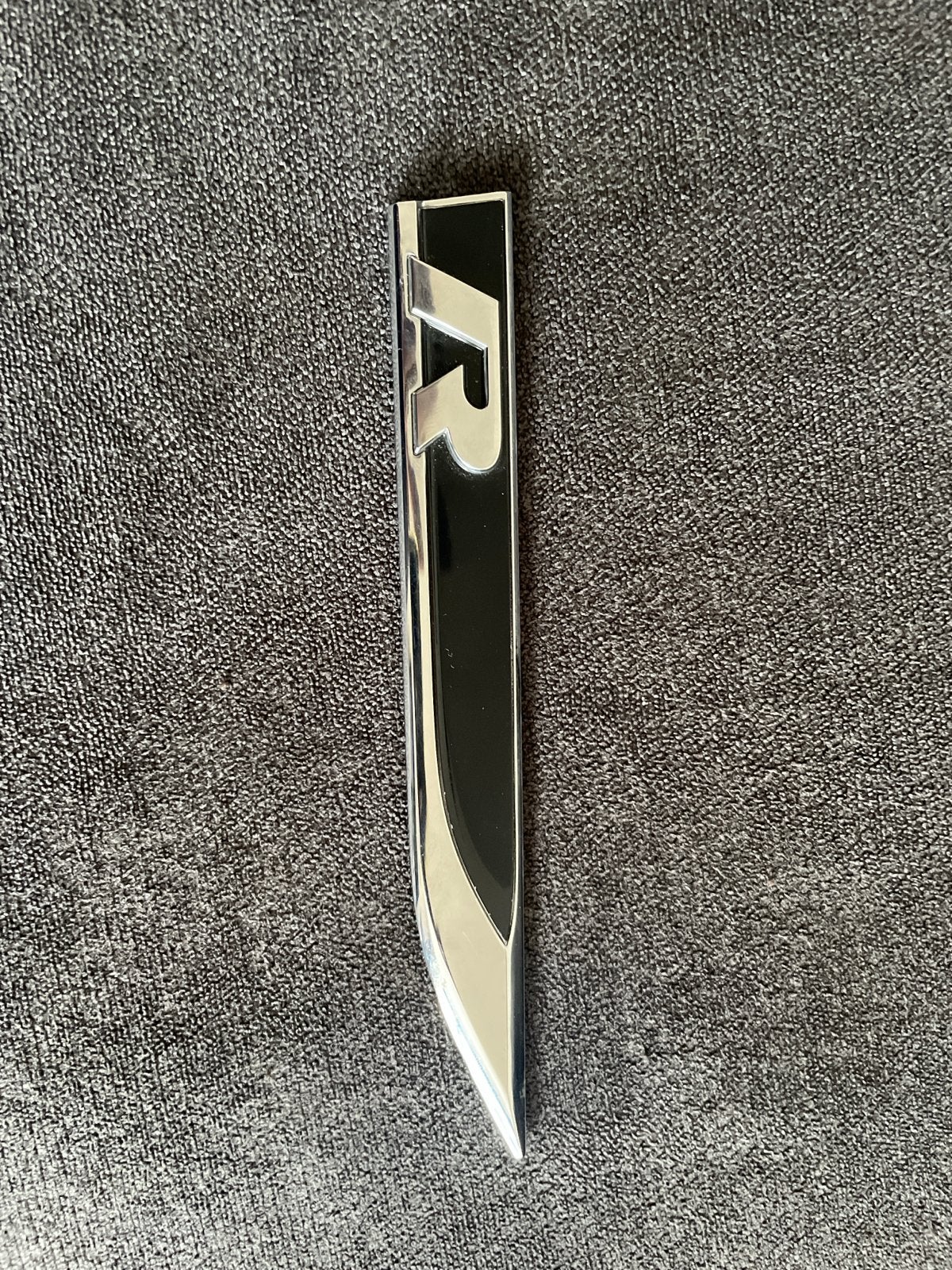 Golf R logo zwart - Embleem voor Volkswagen Golf R, Ophalen of Verzenden, Nieuw, Volkswagen