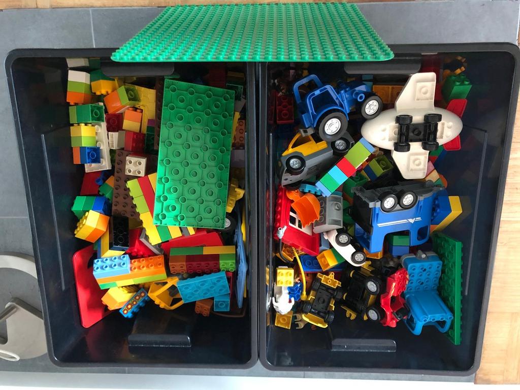 Duplo, 2 bakken met verschillende sets, Ophalen, Gebruikt, Losse stenen, Duplo