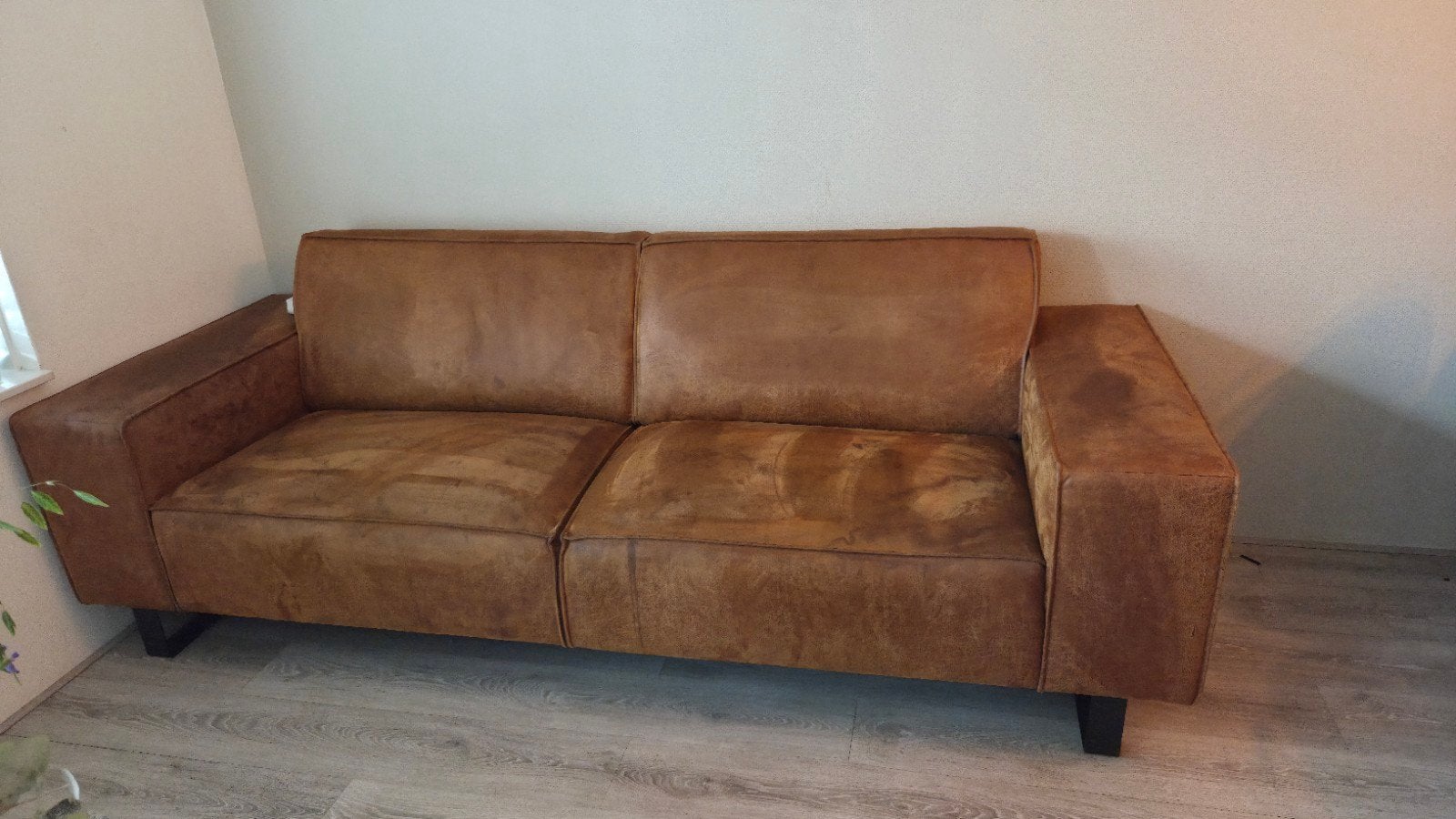 Leren 2-zitsbank in cognac kleur, Ophalen, Gebruikt, Tweepersoons, 200 tot 250 cm