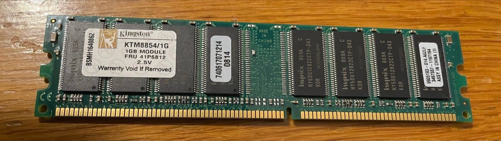 Kingston KTM8854/1G 1GB DDR1 PC-2700 Desktop RAM, Computers en Software, Ophalen of Verzenden, DDR, Desktop, Gebruikt