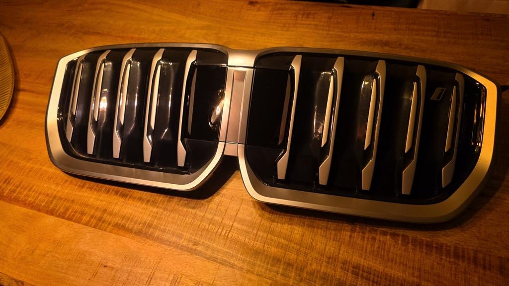 Grille BMW iX1 inclusief radar, Ophalen of Verzenden, Voor, BMW